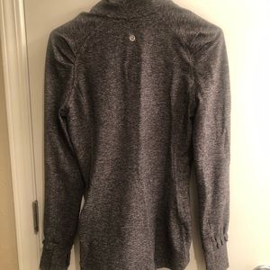 lululemon grey half zip size 6 reflective